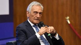 Gravina la pensa come De Laurentiis: Favorevole alla riduzione del numero di club professionistici. Rischio di perdere Euro 2032? Ecco cosa penso