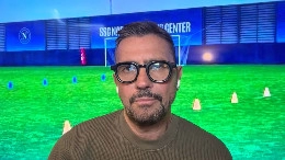 Parlato a CN24: &ldquo;Ritorno Sarri, non amo le ministre riscaldate. Nuovo centro sportivo del Napoli? C&rsquo;&egrave; l&rsquo;intenzione a Monterusciello, ma manca qualcosa