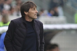 SSC Napoli, il legale: Conte ad oggi non rischia la squalifica per gli insulti a Manganiello. C'&egrave; un'ammenda: attendiamo l'ok della Figc entro il 7 maggio